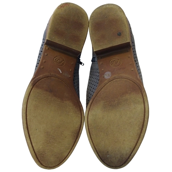 Lucky Brand Baylah Gray Suede Perforated Booties Side Zipper Low Block Heel - Picture 6 of 11